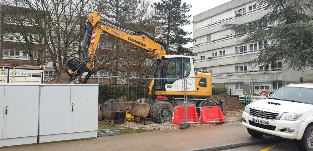 Location d'engin près de Meuse